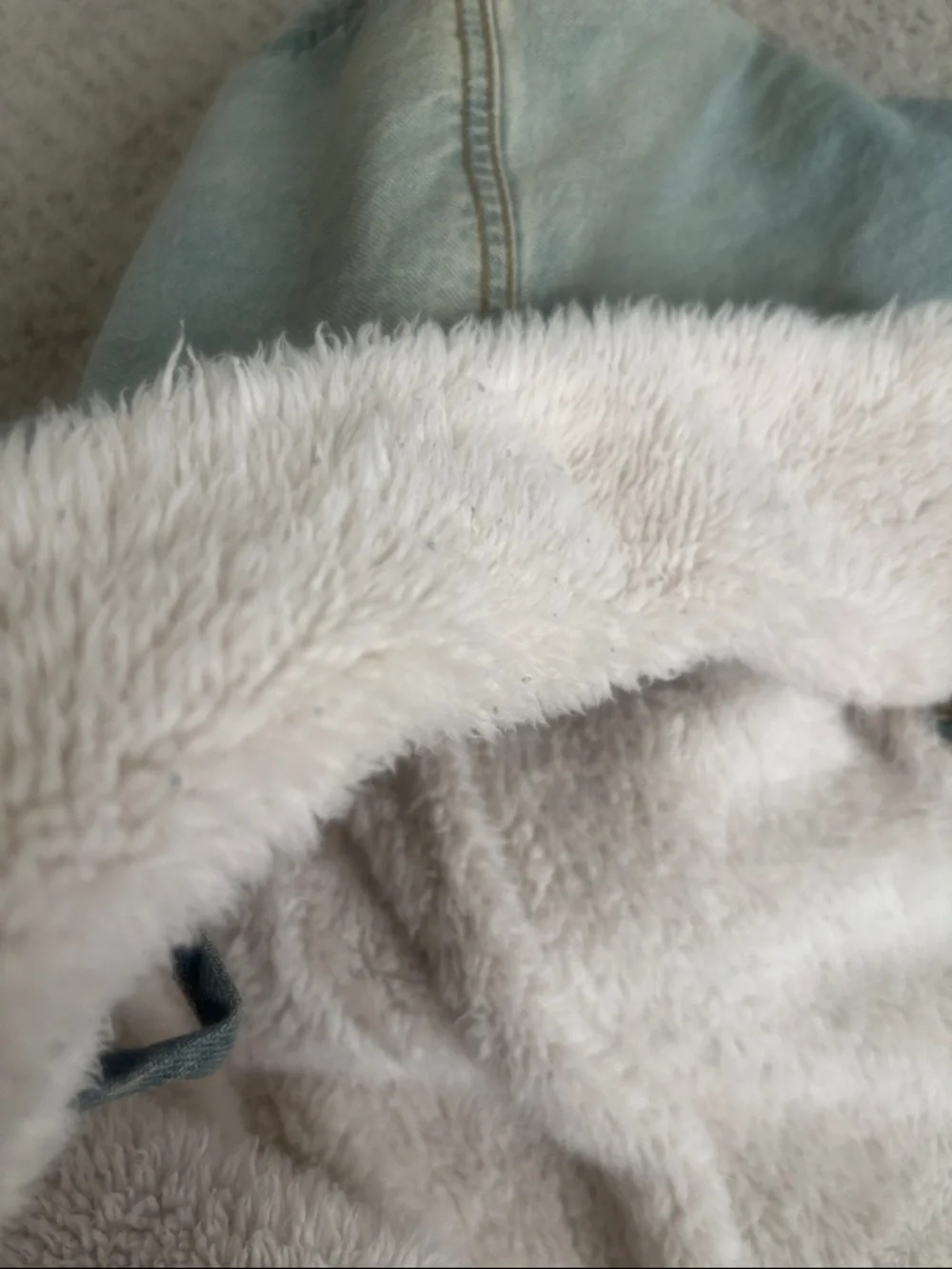 Chubbies Denim Jacket w/ Sherpa Lining - Picture 6 of 6